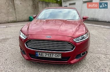Седан Ford Fusion 2015 в Каменском