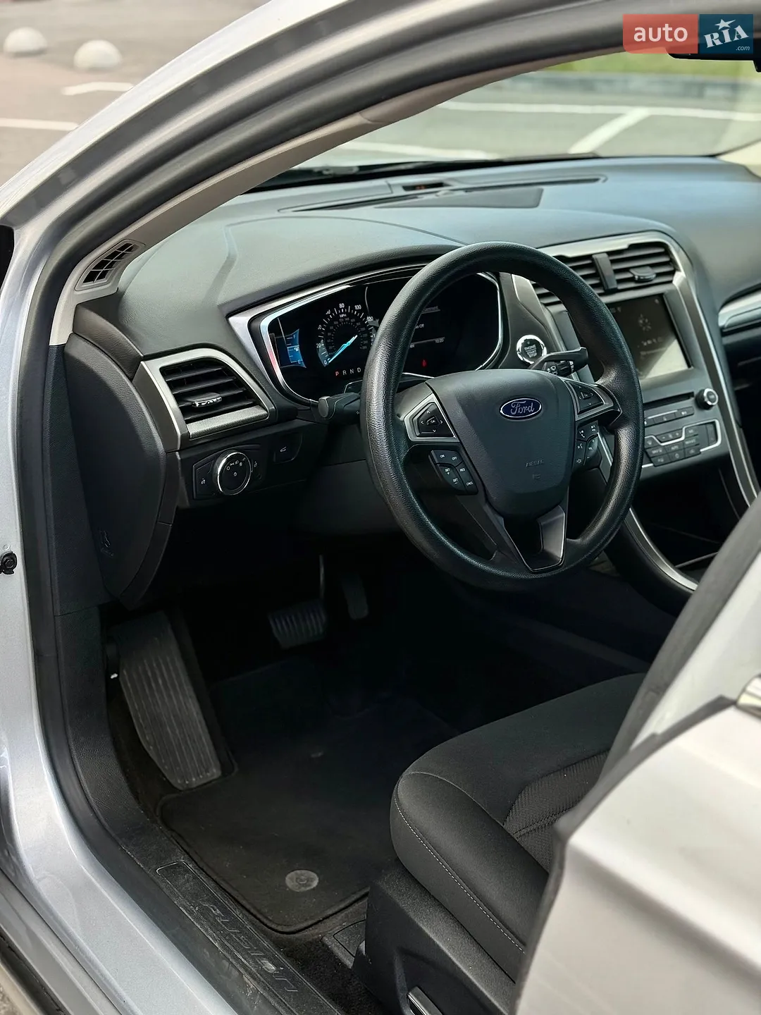 2017 Ford Fusion - мініатюра 19