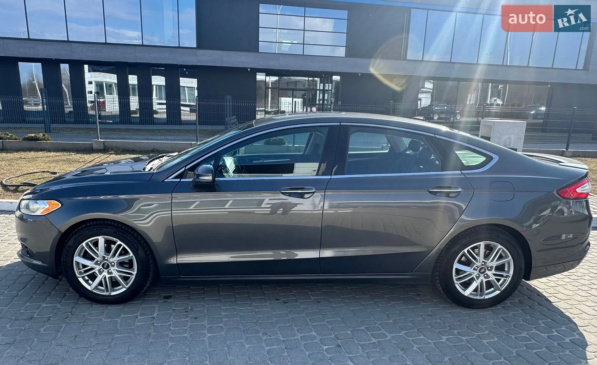 2015 Ford Fusion - мініатюра 11