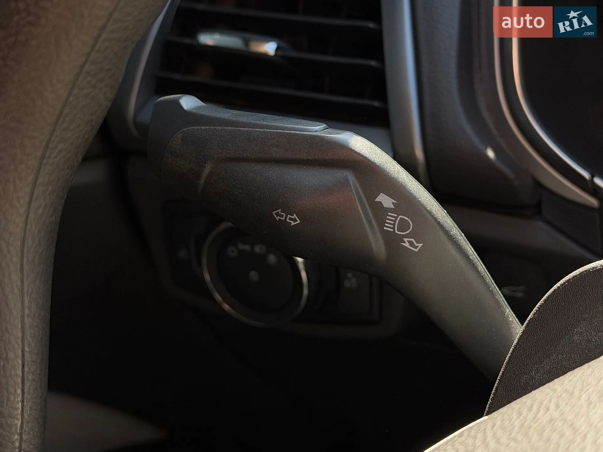 2015 Ford Fusion - мініатюра 33