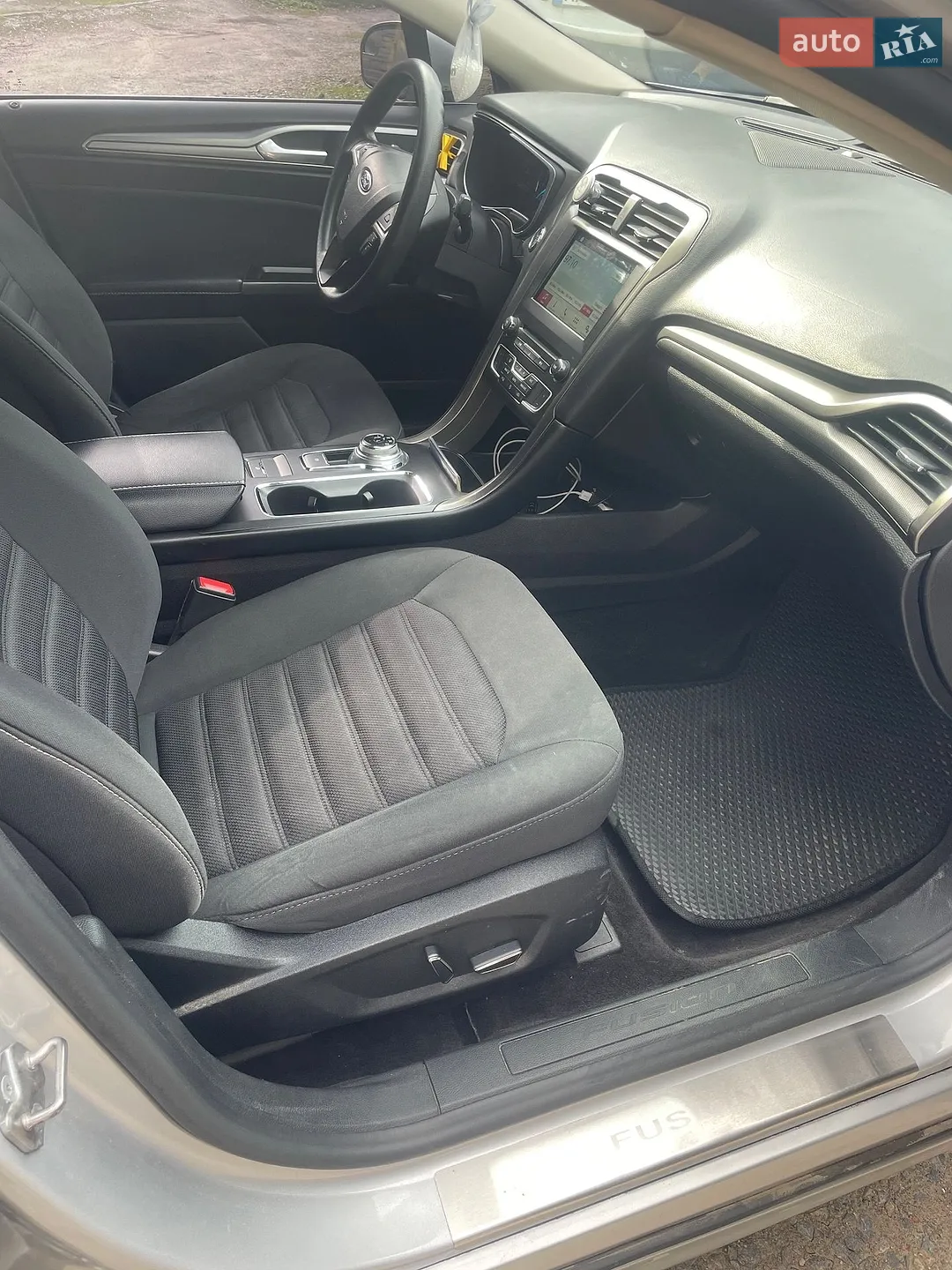 2016 Ford Fusion - мініатюра 16