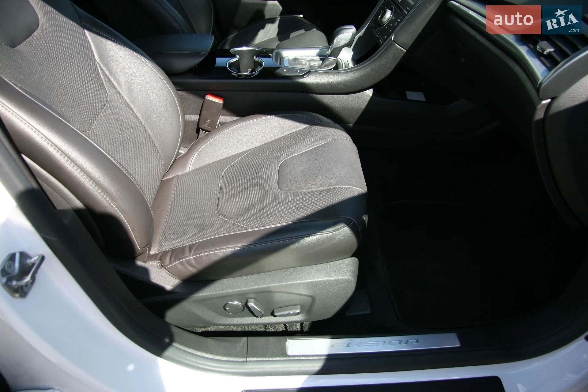 2015 Ford Fusion - мініатюра 11