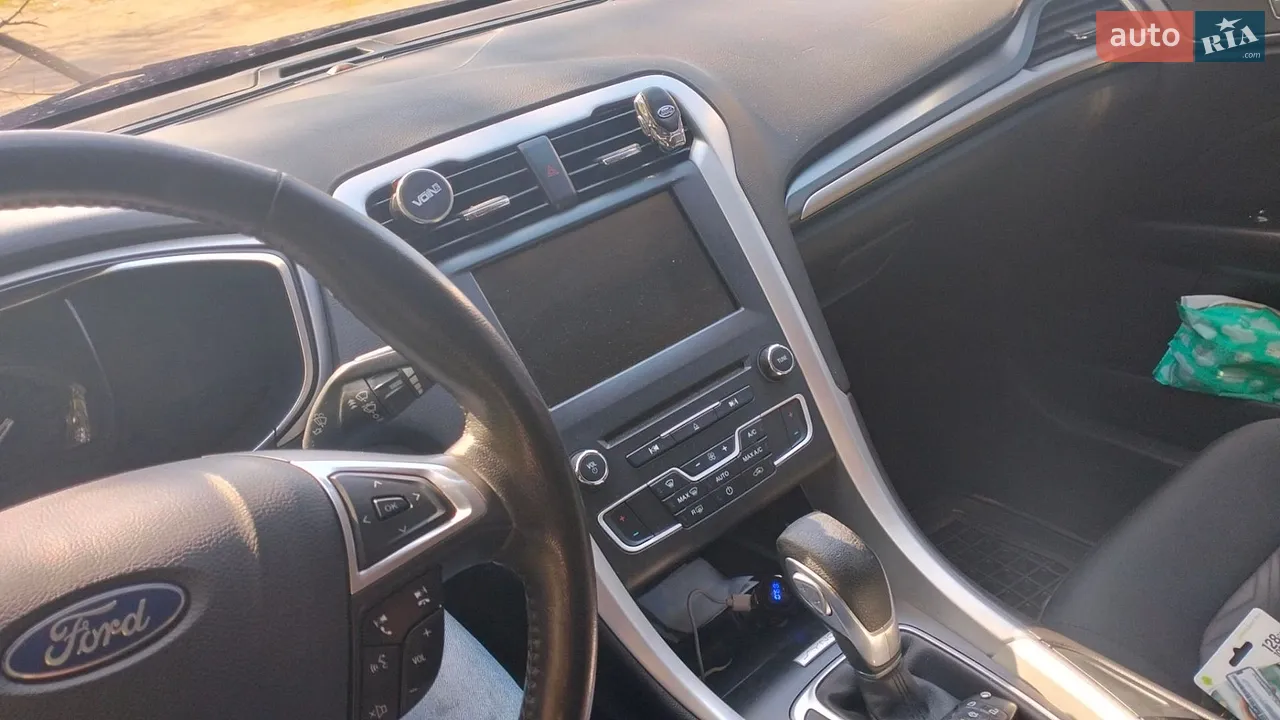 2016 Ford Fusion - мініатюра 19