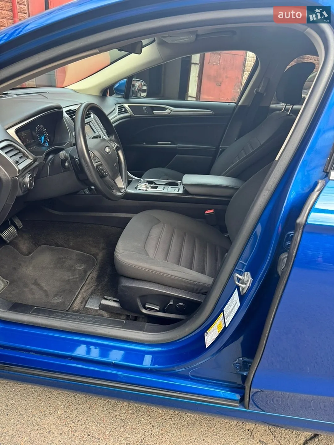 2017 Ford Fusion - мініатюра 27