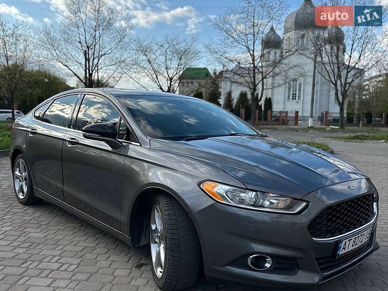 Седан Ford Fusion 2014 в Калуше