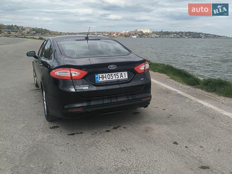 Седан Ford Fusion 2015 в Одессе