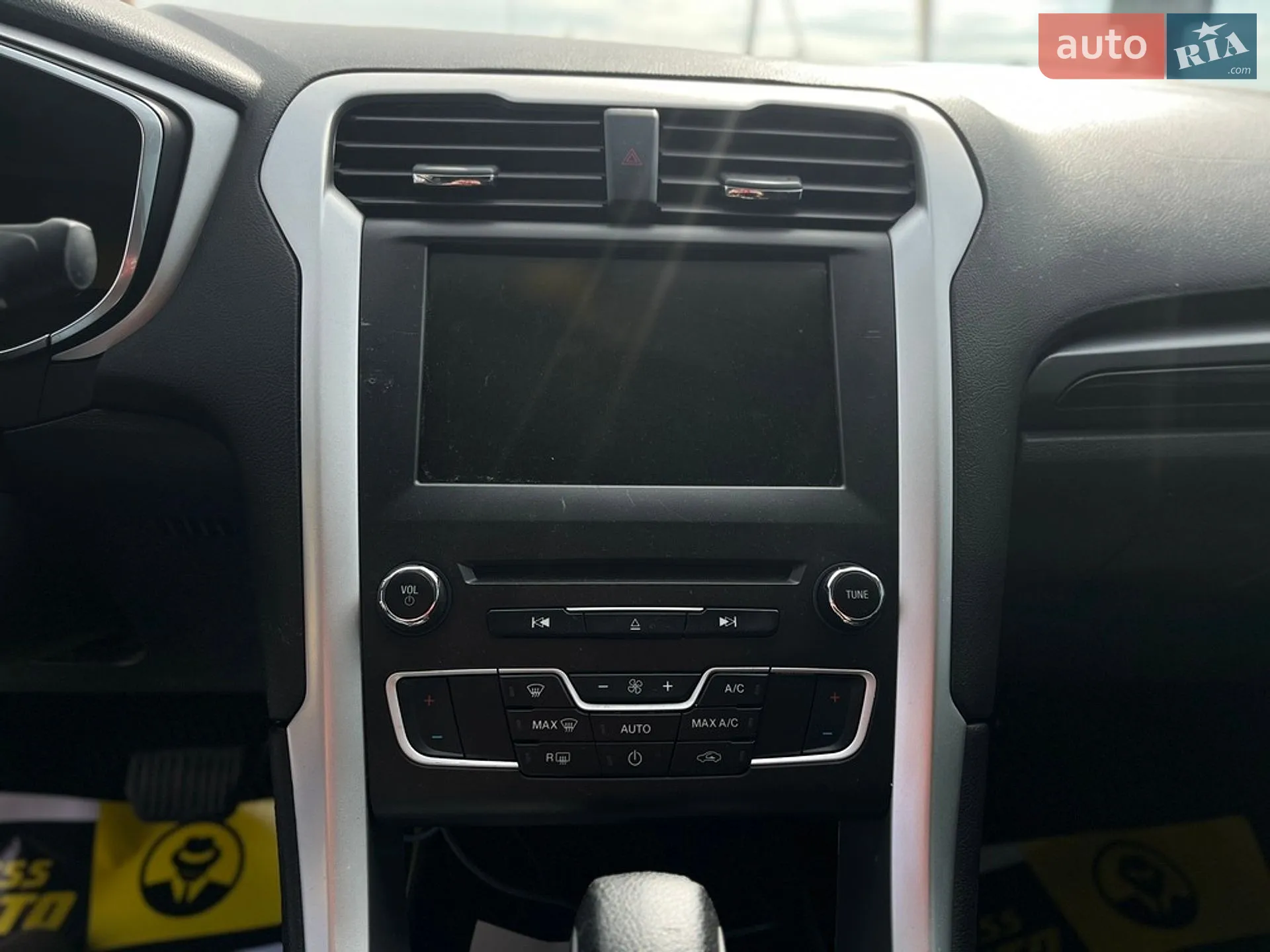 2016 Ford Fusion - мініатюра 21