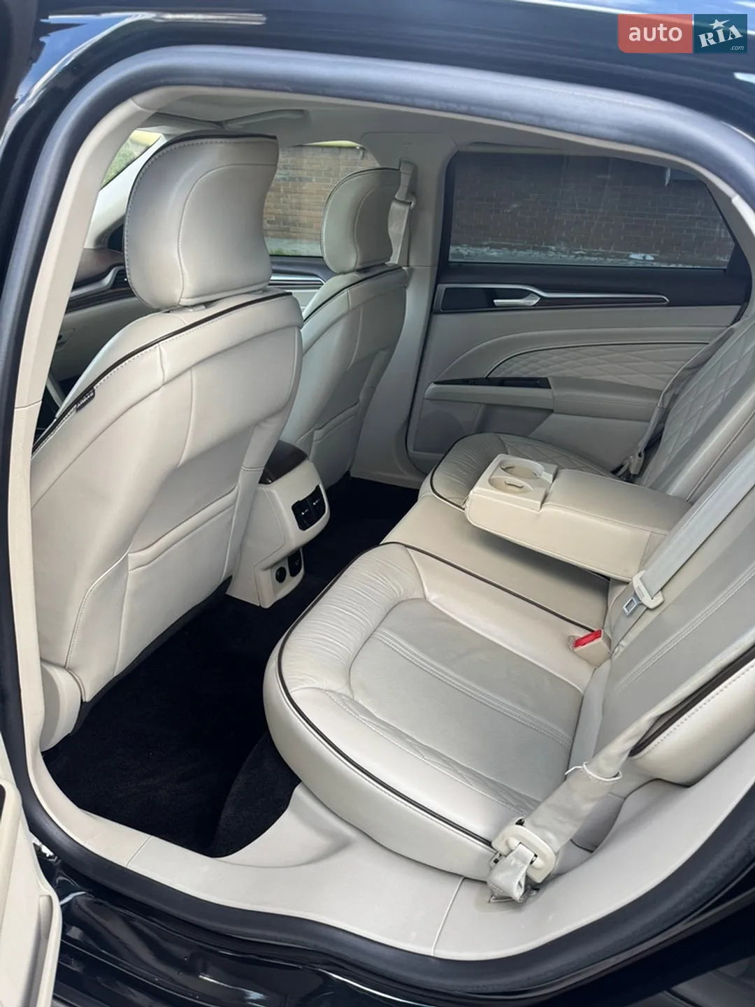 2017 Ford Fusion - мініатюра 8