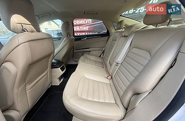 Седан Ford Fusion 2012 в Стрию