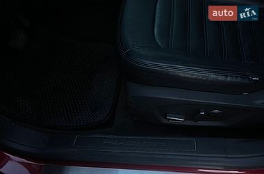 Седан Ford Fusion 2015 в Ужгороді