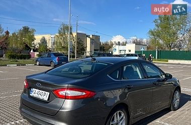 Седан Ford Fusion 2015 в Києві