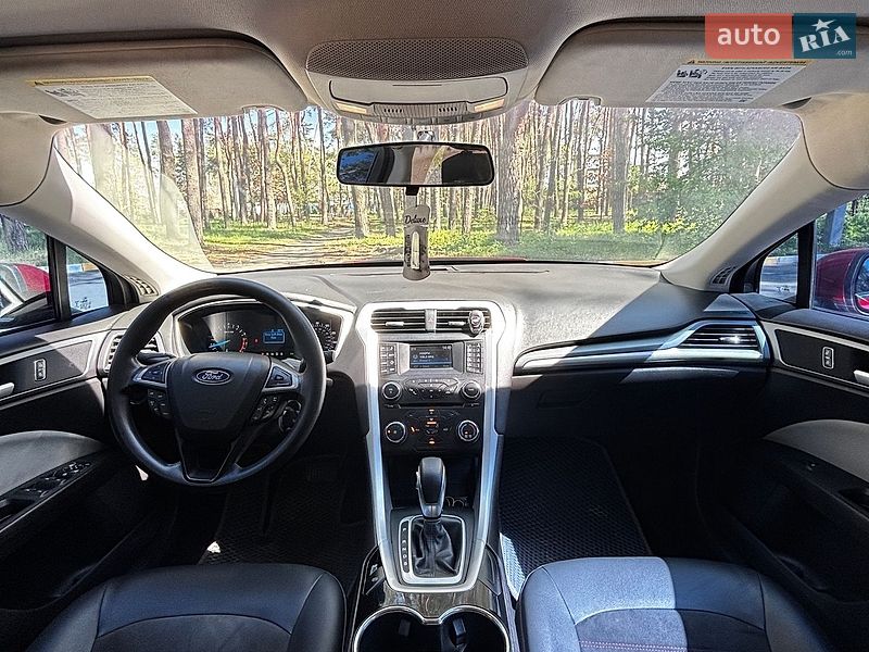 Седан Ford Fusion 2014 в Білогородці