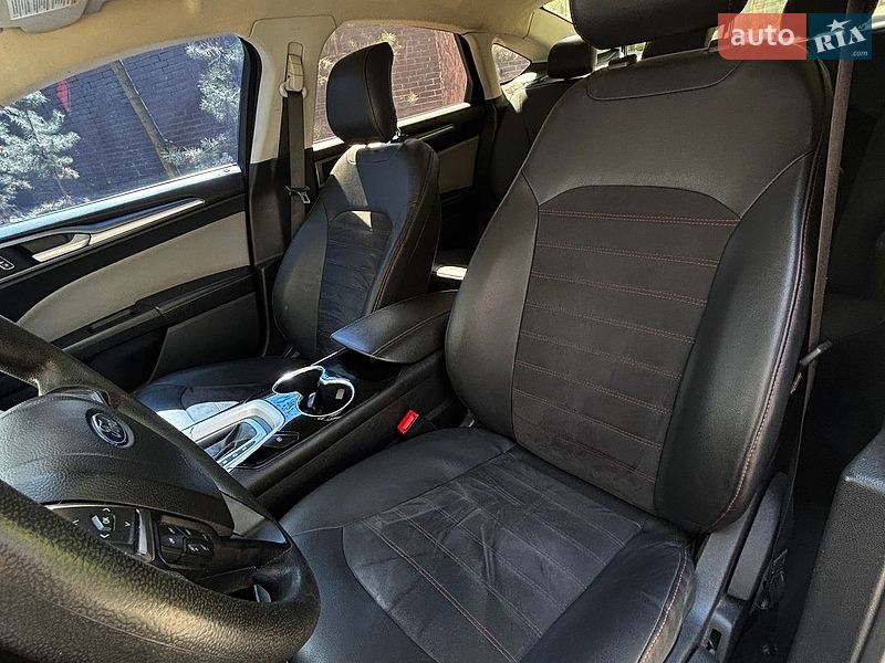 Седан Ford Fusion 2014 в Білогородці