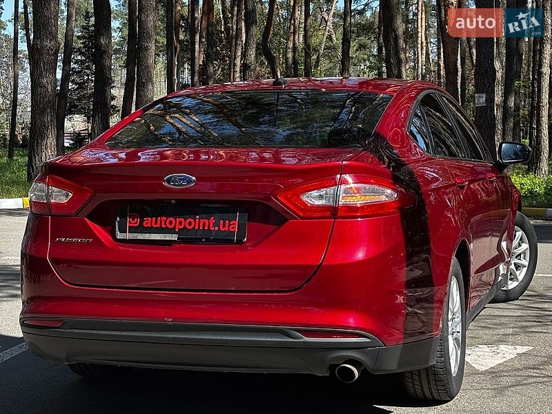 Седан Ford Fusion 2014 в Білогородці
