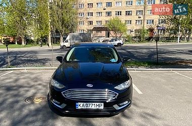 Седан Ford Fusion 2016 в Ужгороде