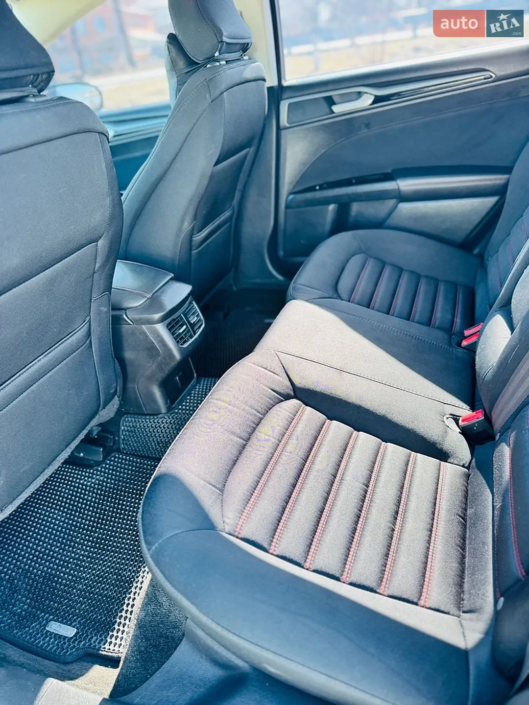 2015 Ford Fusion - мініатюра 11