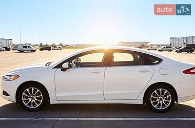 Седан Ford Fusion 2015 в Житомире