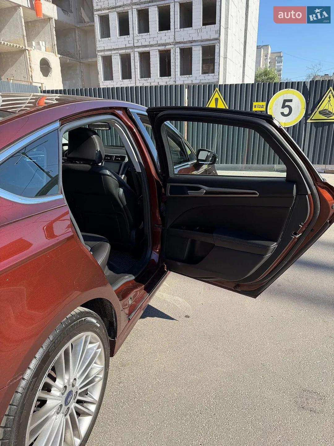 2016 Ford Fusion - мініатюра 19