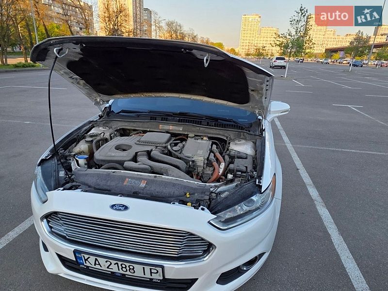 Седан Ford Fusion 2016 в Києві