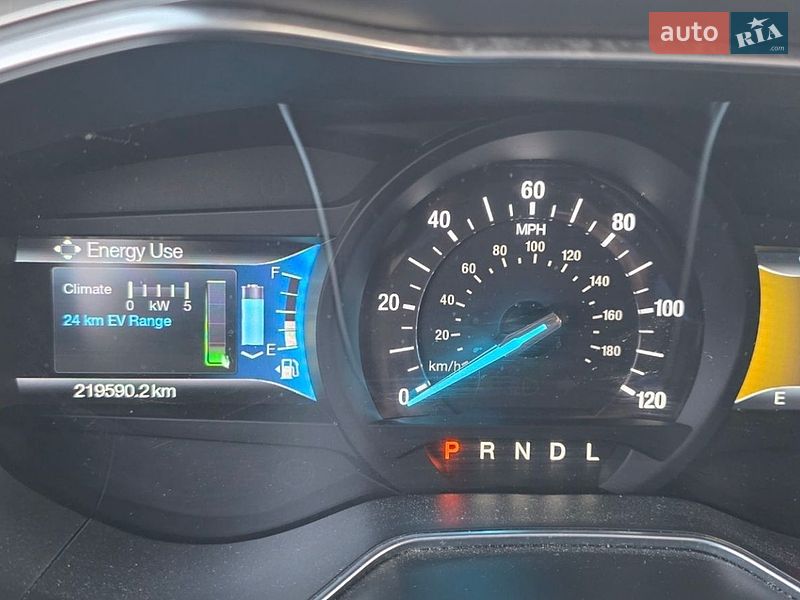 Седан Ford Fusion 2016 в Києві