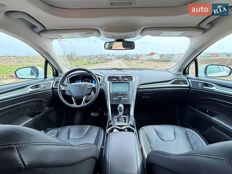 Седан Ford Fusion 2016 в Одесі