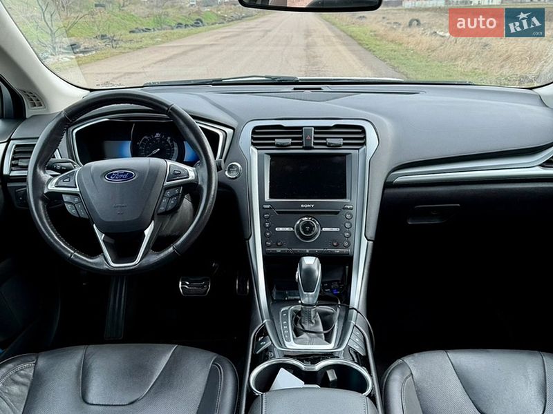 Седан Ford Fusion 2016 в Одесі