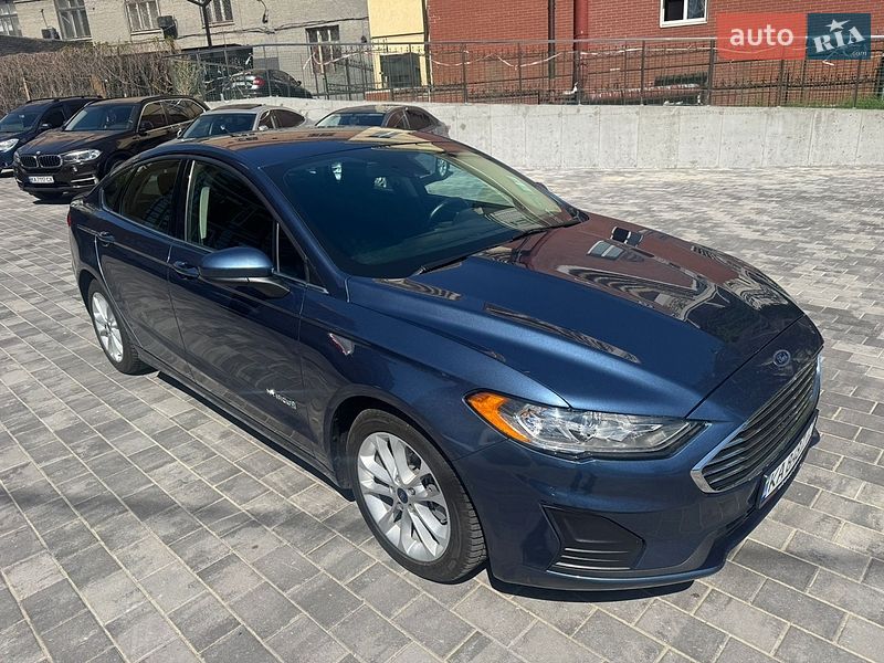 Седан Ford Fusion 2018 в Киеве