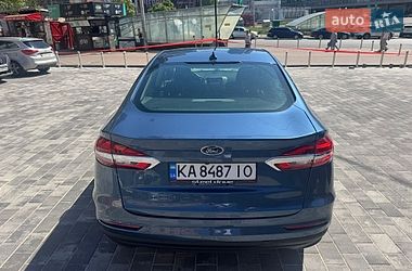 Седан Ford Fusion 2018 в Киеве
