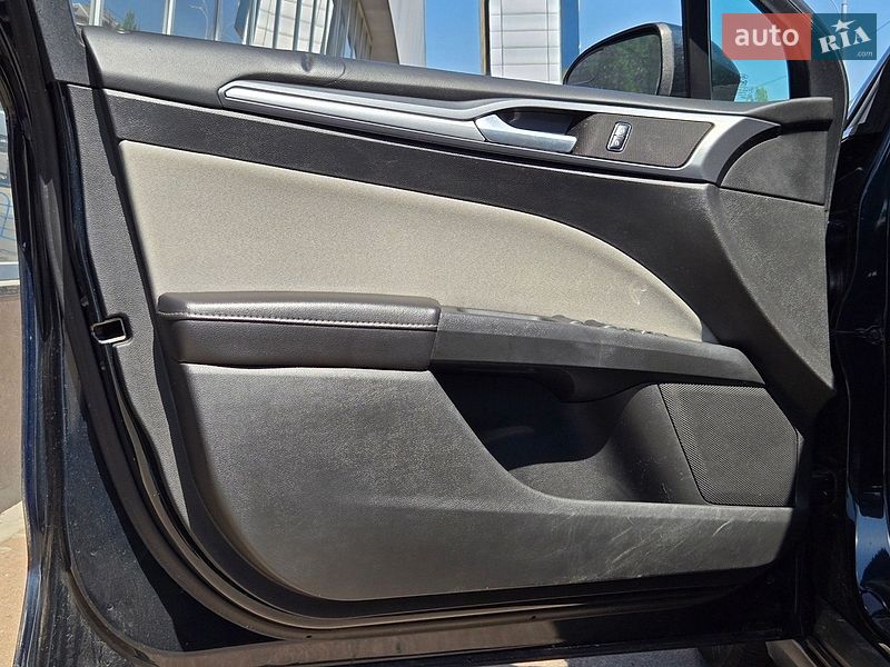 Седан Ford Fusion 2014 в Києві