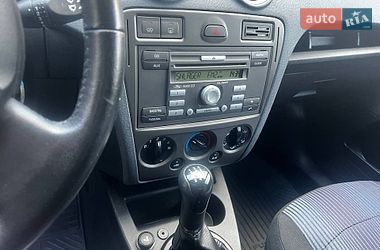 Хэтчбек Ford Fusion 2009 в Кременчуге