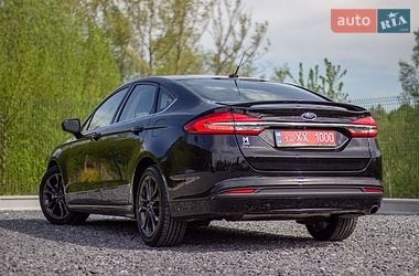 Седан Ford Fusion 2018 в Дрогобыче
