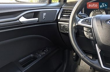 Седан Ford Fusion 2018 в Дрогобыче
