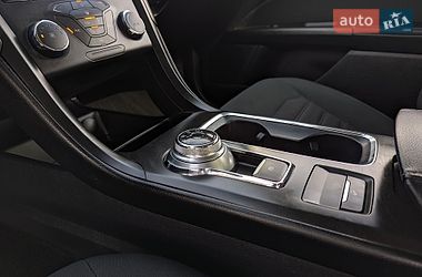Седан Ford Fusion 2018 в Дрогобыче