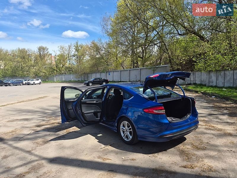 Седан Ford Fusion 2017 в Тернополе