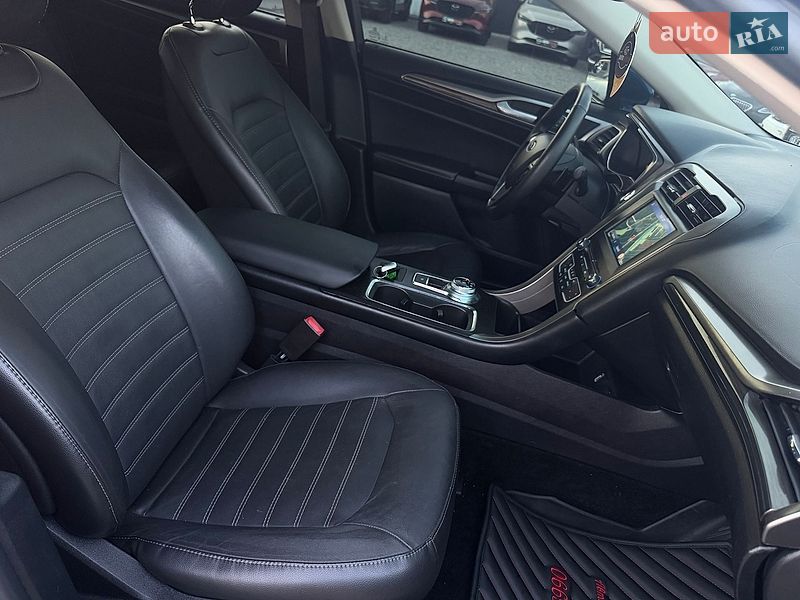 Седан Ford Fusion 2016 в Харькове