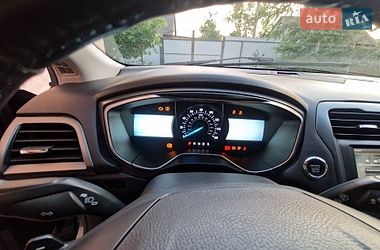 Седан Ford Fusion 2015 в Кривом Роге