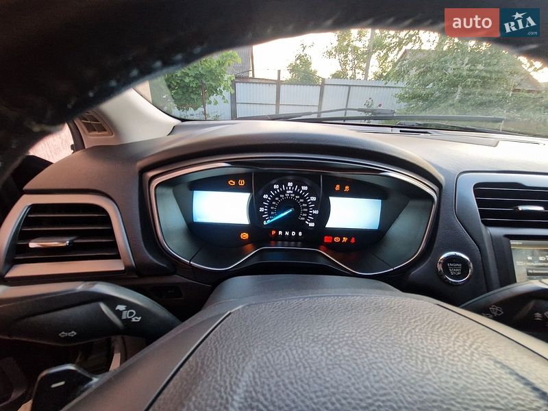 Седан Ford Fusion 2015 в Кривом Роге