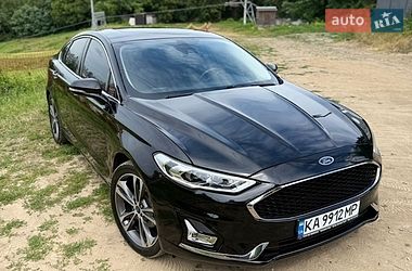Седан Ford Fusion 2018 в Києві