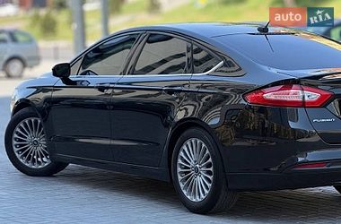 Седан Ford Fusion 2012 в Дніпрі