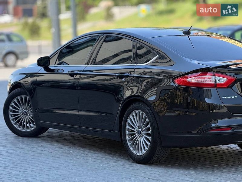 Седан Ford Fusion 2012 в Дніпрі