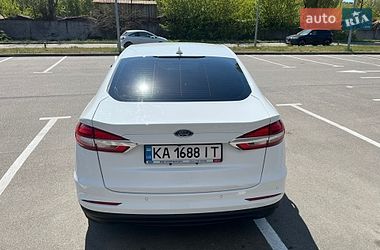 Седан Ford Fusion 2019 в Києві