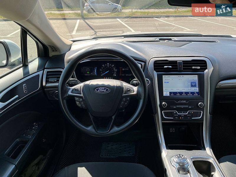 Седан Ford Fusion 2019 в Києві