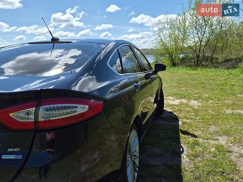 Седан Ford Fusion 2016 в Тернополі