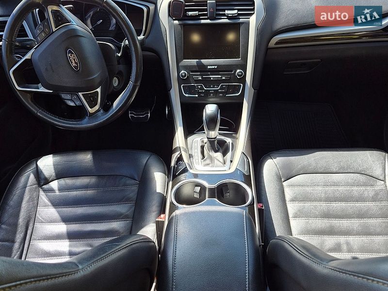 Седан Ford Fusion 2016 в Тернополі