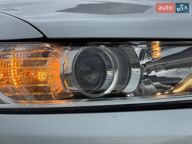 Седан Ford Fusion 2016 в Дрогобичі