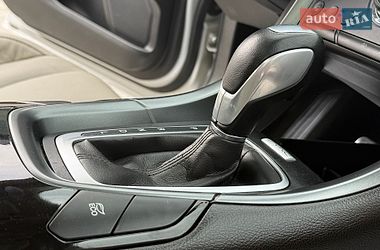 Седан Ford Fusion 2016 в Дрогобичі