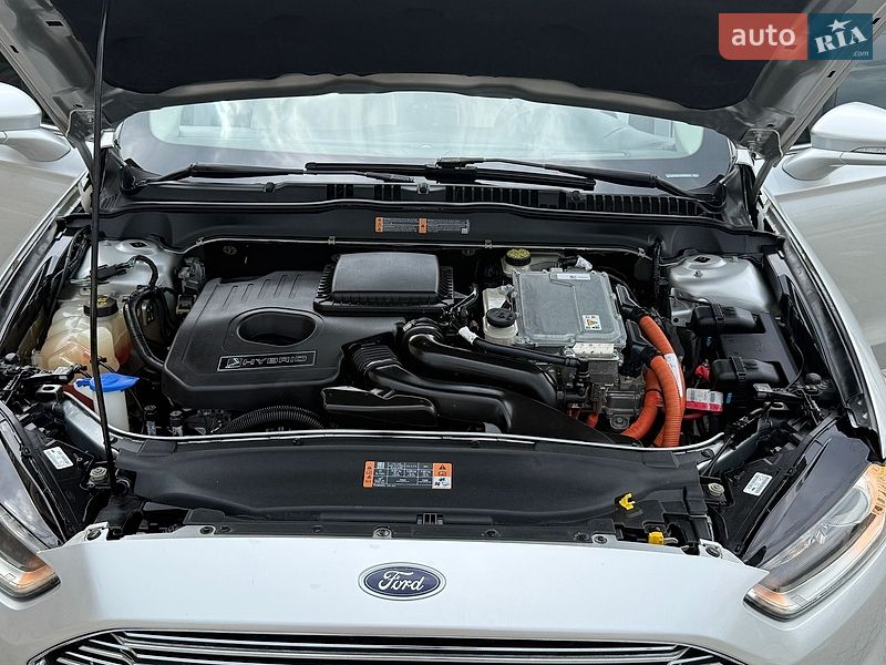 Седан Ford Fusion 2016 в Дрогобичі