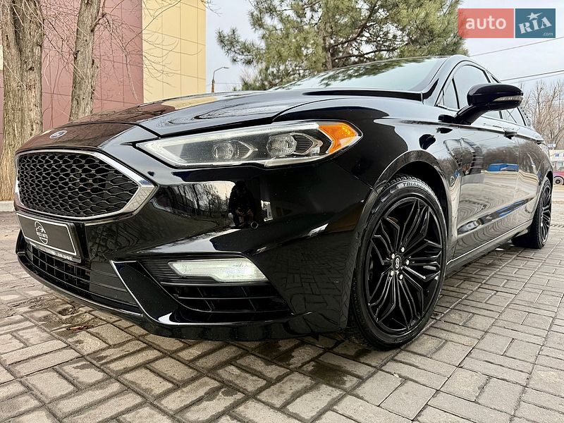 Седан Ford Fusion 2016 в Днепре
