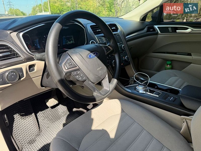 Седан Ford Fusion 2018 в Днепре