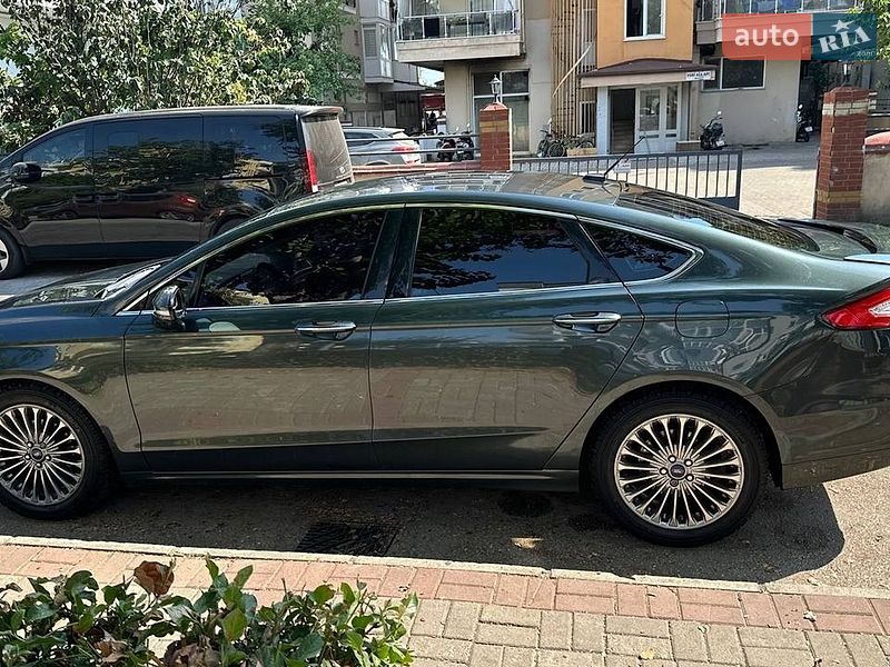 Седан Ford Fusion 2015 в Ірпені